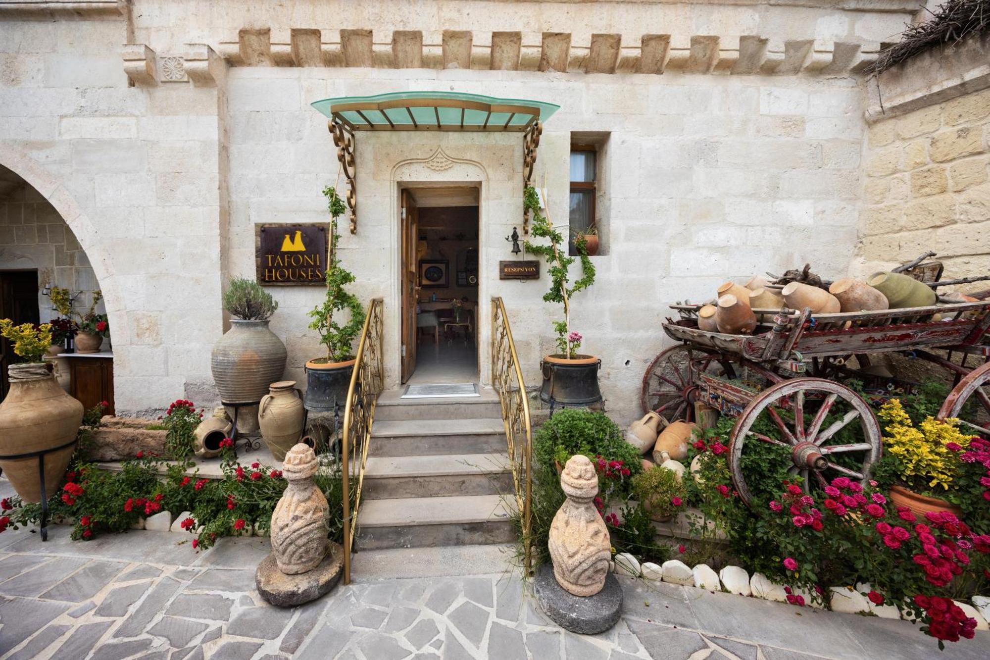 Tafoni Houses Cave Hotel Ortahisar エクステリア 写真
