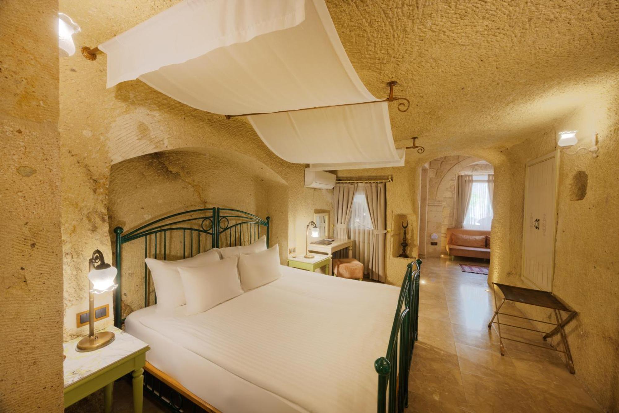 Tafoni Houses Cave Hotel Ortahisar エクステリア 写真