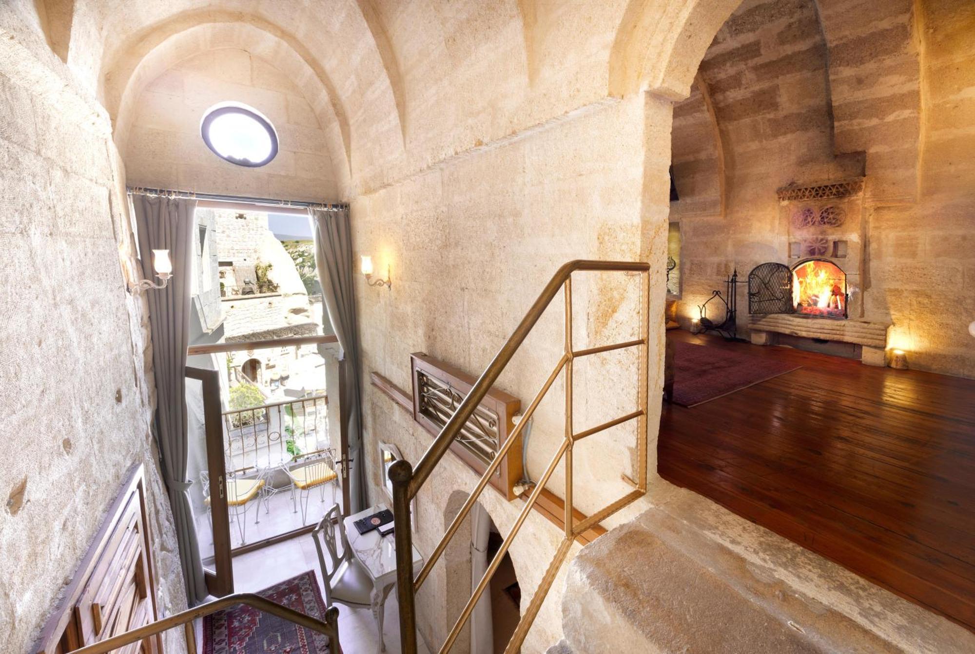 Tafoni Houses Cave Hotel Ortahisar エクステリア 写真