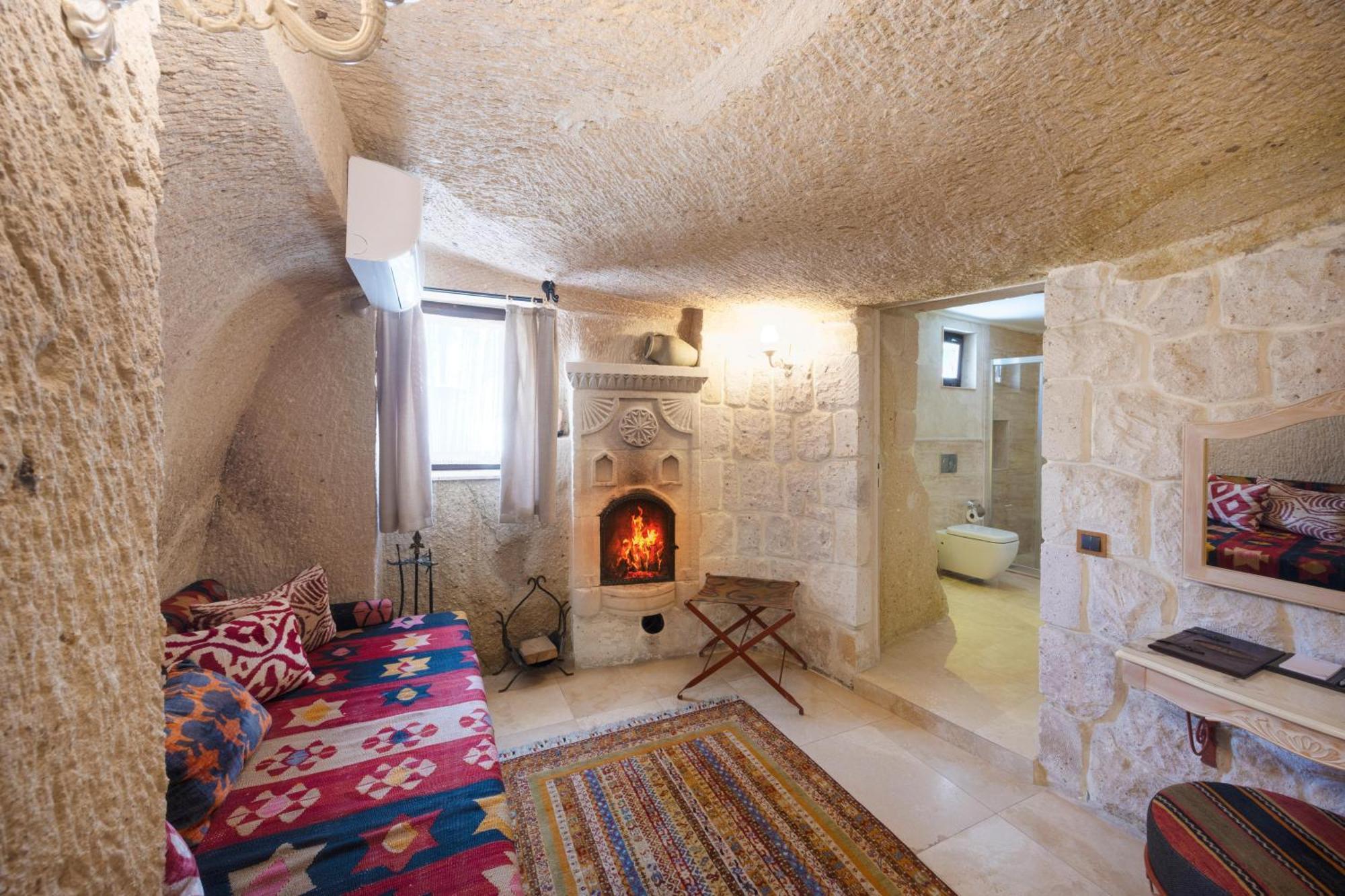 Tafoni Houses Cave Hotel Ortahisar エクステリア 写真